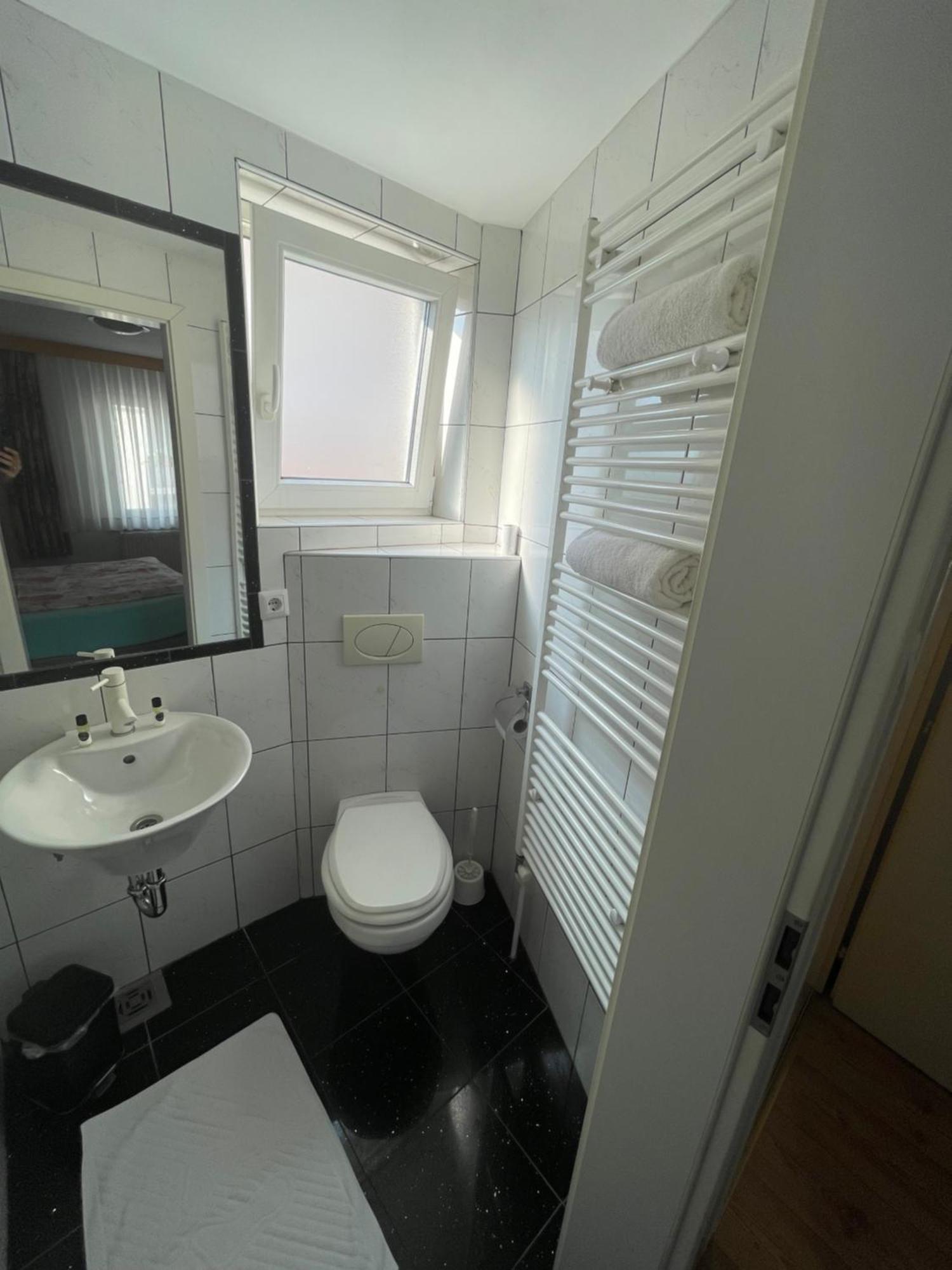 Guesthouse Stremljan Ljubljana เมดโวเด ภายนอก รูปภาพ